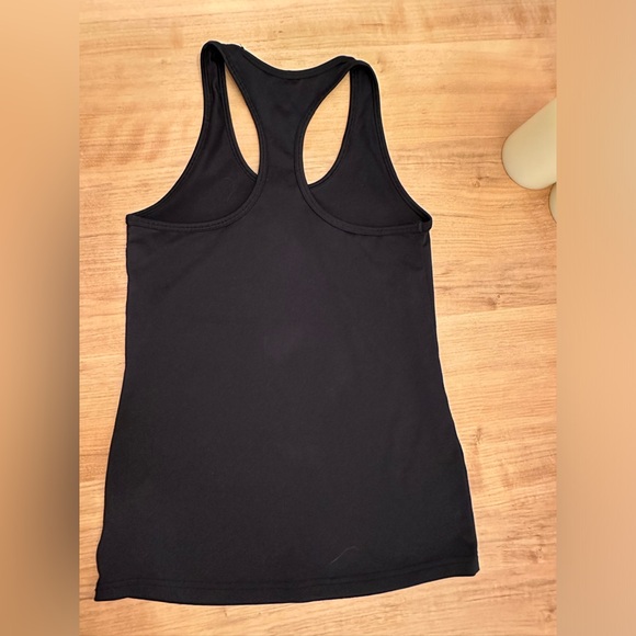 Champion workout tank top size small, black, good condition - Picture 3 of 3